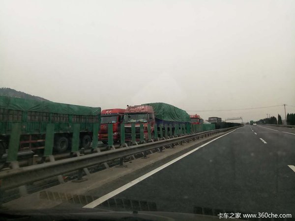 走京沪南下注意! 高速蒙阴段堵车14公里