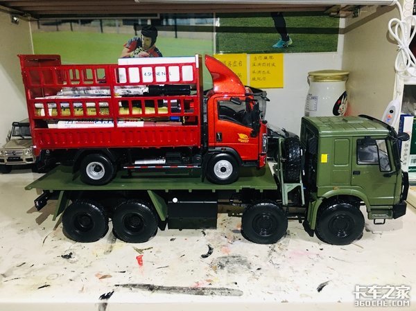 1:24重汽军车模型,小身材解读出大军车