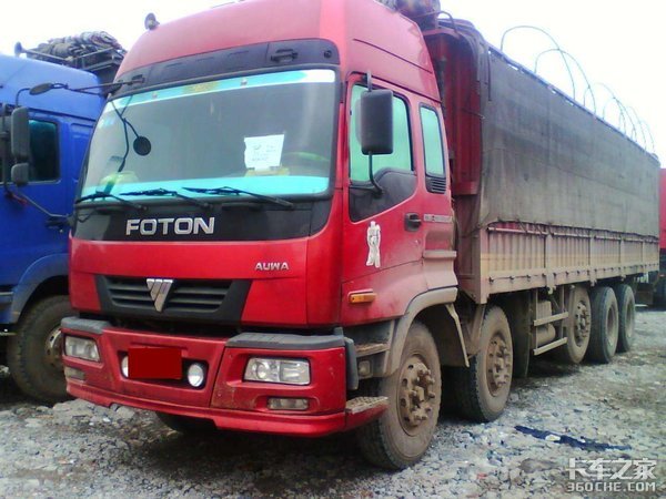 欧曼雄狮10x4仓栅式载货车,底盘更精致