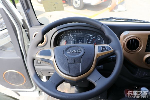 4米2蓝牌132马力轻卡 康铃j5你看咋样_杭州帅捷汽车(江淮康铃)优惠