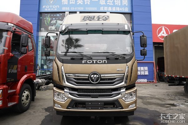 同样都是两轴载货车 这两款车怎么选?