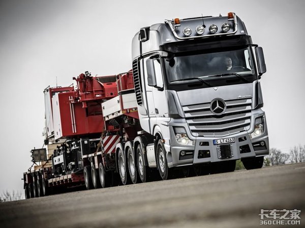 详解奔驰actros 颜值最高的大件运输车