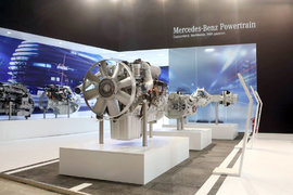 ���۶������ཻͨչ