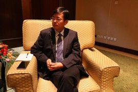 �������˼�ʻ������Ӫ