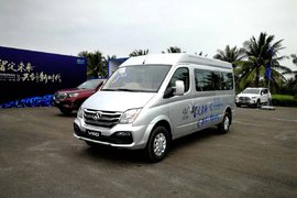 首款互联网轻客来袭 上汽大通V80开启宽体轻客2.0时代