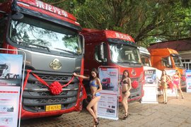 订车42台 深圳卡盟乘龙汽车年中客户答谢会圆满成功