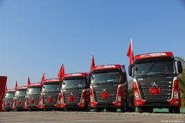 ��5��ɵ�10������10��30�����������ֺ�����һ�ؿ�ȫ��Ա����һ����