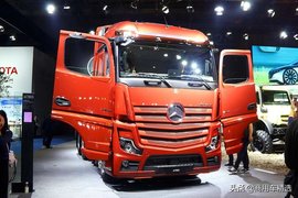 不带后视镜的奔驰新Actros中国首秀 展示新一代奔驰卡车旗舰风采