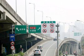 为防止货车驶入禁行路段 南京快速内环将启用电子监控