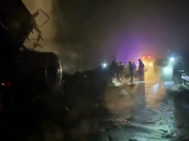 ���½�չ��2����������������͹޳��ͻ�����ײ  ˫�����߽�ͨ�ж�