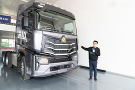 ����ؿ���ҵһ�������� ��ҵ���з�����������ɫ��