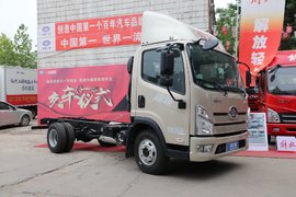 170马力配8挡箱 座椅带通风腰撑 这款领途堪称合规轻卡天花板!