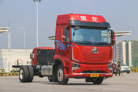 6米8高顶双卧新旗舰来了!全新乘龙H5V加宽车身配1米1卧铺