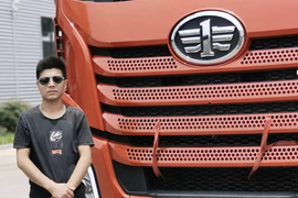 王磊:用解放动力 “七年不痒” 常用常新