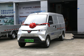 �񳵵ļ����ߣ� ��������ԴEV50��λ�� ����5.2��+300km����