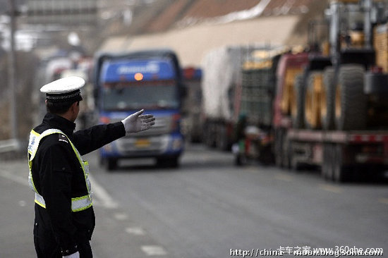 ����ע���ˣ����������ϲ鳬����������