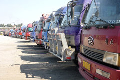 ����:�ؿ��г�ͻ�� ��������������