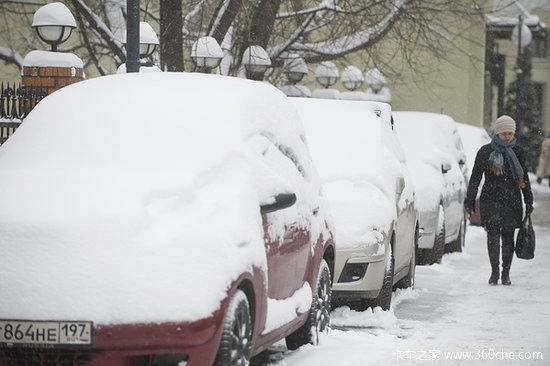 ���������ľ�ʾ&nbsp;����˹��ѩ�ٹ���³�