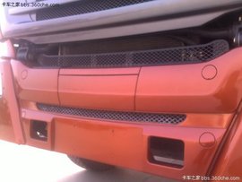 已接受预定 联合卡车8x4载货车正式上市