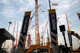 徐工登高消防车远赴越