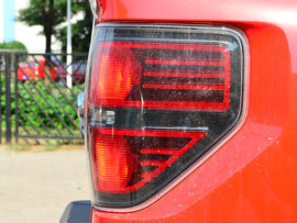 ����ר�ô�Ƥ��&nbsp;����F-150����ʵ�Ľ���