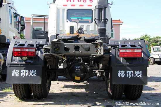 �ۿ��г�Ѱͻ��&nbsp;��������30̨LNGǣ����