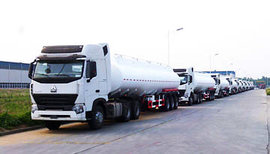 重汽变截面半挂油罐车