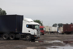 �ӱ��۵������� ����ĳ������˾�򳵼�