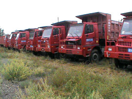 重汽HOVA矿用自卸促销