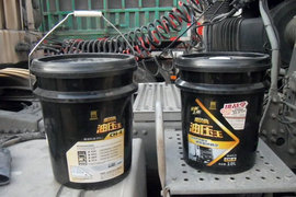 选用合适的发动机机油