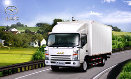 帅铃III闪耀澳门车展