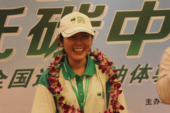 �Ῠ�����ϻ�ľ�� 90��Ů���Ľ���֮·