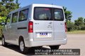 装卸货物更方便 佳宝V80 MINI bus实拍