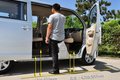 装卸货物更方便 佳宝V80 MINI bus实拍