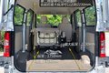 装卸货物更方便 佳宝V80 MINI bus实拍