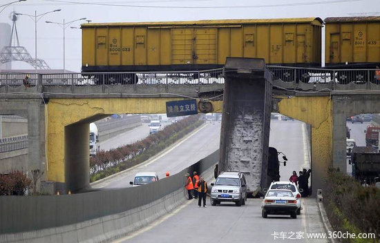 ����ͻ��&nbsp;���س�������5���޸��Ŷ����