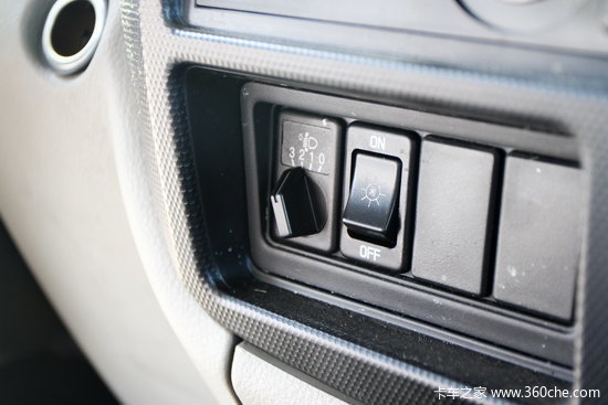 載人拉貨輕松滿足&nbsp;東風(fēng)凱普特雙排介紹