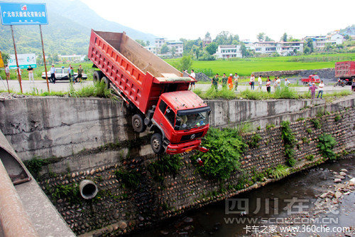 ����10�װ��&nbsp;˾���µ�ĸ��:����ҳԷ�