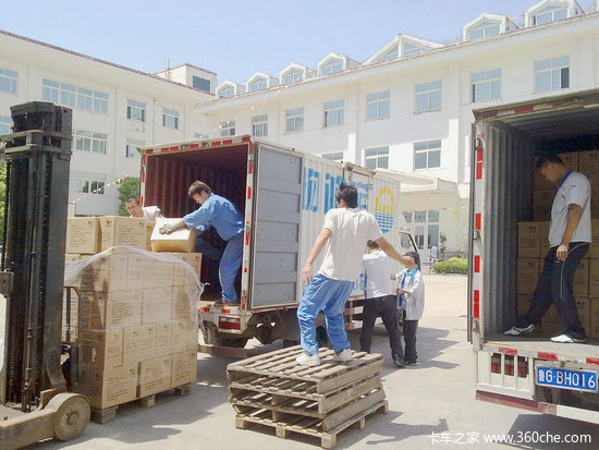 快递怎样运输的 147401.jpg!550