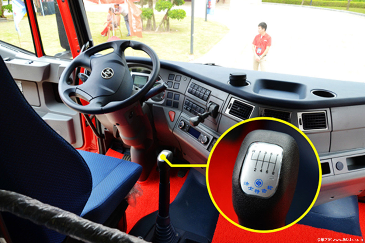 深圳首发红岩杰狮畅途版牵引车已上市图片列表