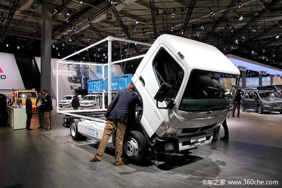 IAA 2014 ɣ崿綯˫Ͽ