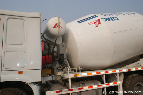 �״���Ѫ����&nbsp;�żҿں��ֽ��轵8.82��