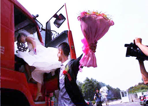 ��һ��������&nbsp;����ӭ�׳�����ɱ�ں���