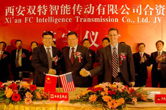 ��ץ������ ��ʿ�ع��ʻ�ս���Ȳ��ƽ�