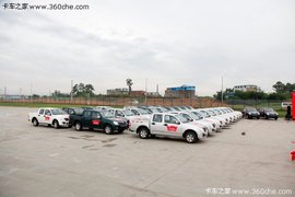 一汽12辆坤程皮卡交付