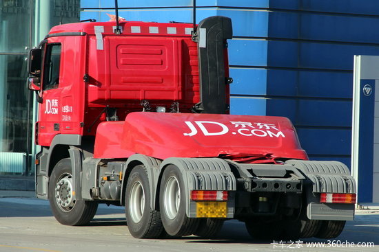 电商喜欢什么车 探秘京东的那些配送车_奔驰_