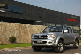 郑州日产锐骐皮卡官图