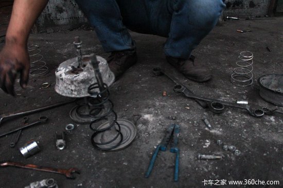 �һ��ƶ����ԽŸ�&nbsp;6x2ǣ�����ƶ��޸�