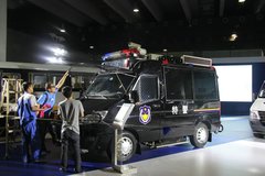 ���ݳ�չ���Ͼ���ά�¶���װ������