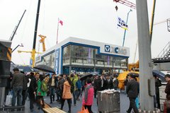 ����չ���칤��е�������²�Ʒ���㹻��